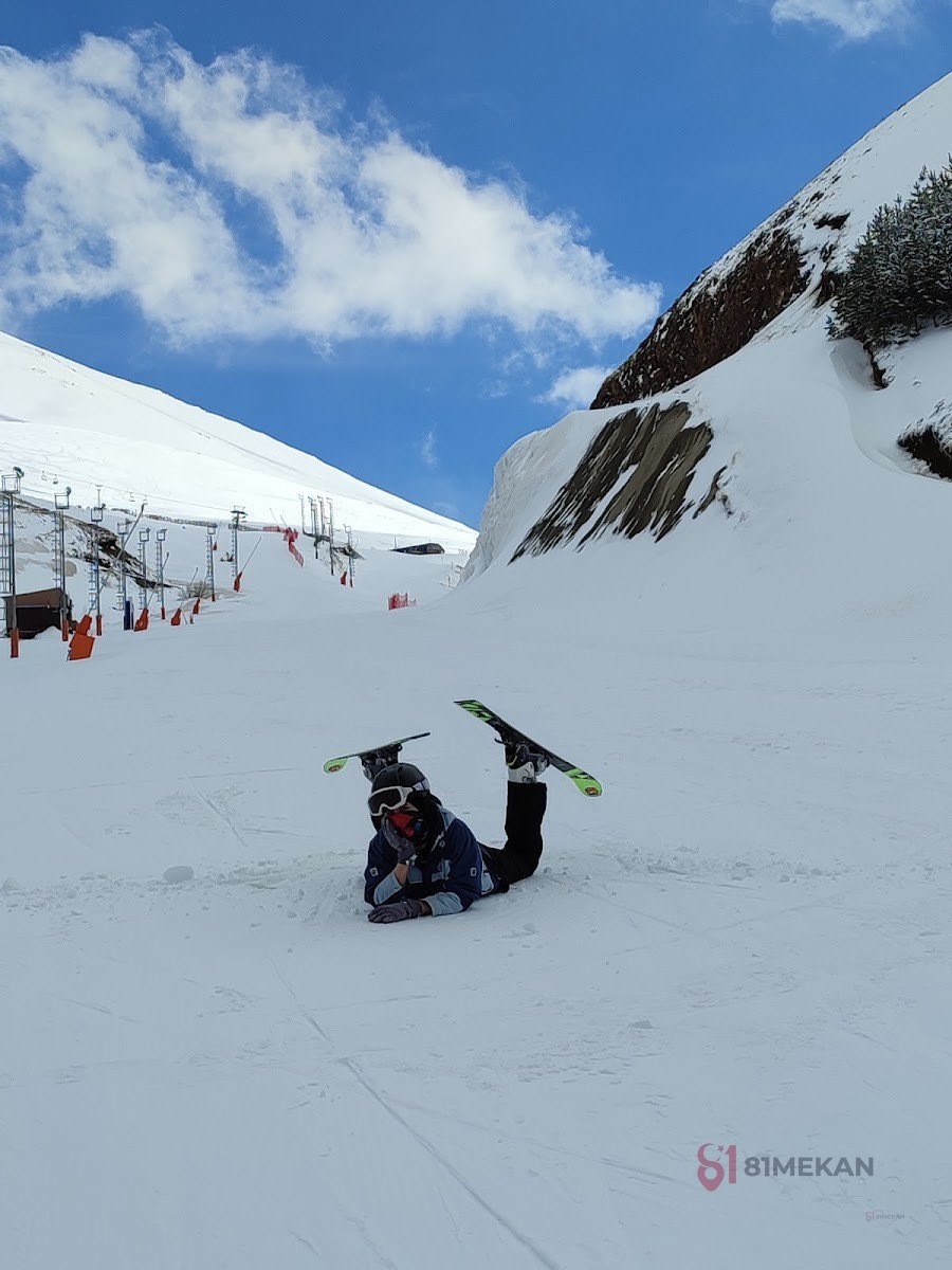 Kayax - Kayak Ve Snowboard Kiralama Merkezi - Araç Kiralama