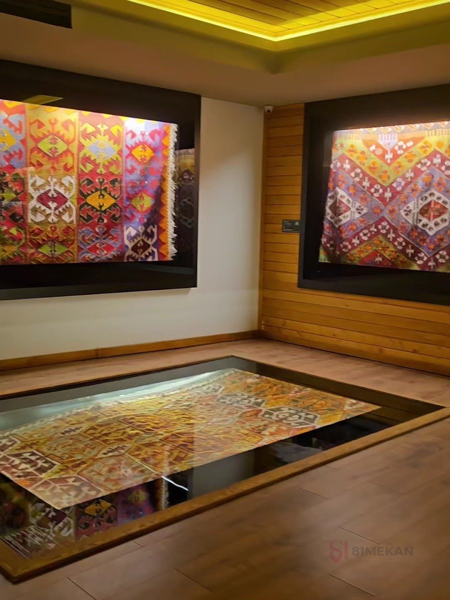 Sivrihisar Kilim Müzesi - Mağazalar