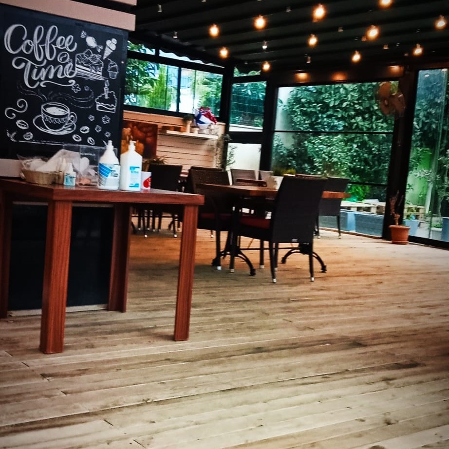 City Pizzeria & Cafe - Üçüncü Nesil Kafeler