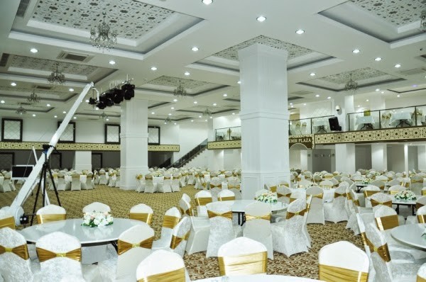 Demir Plaza Düğün Sarayı - Mağazalar