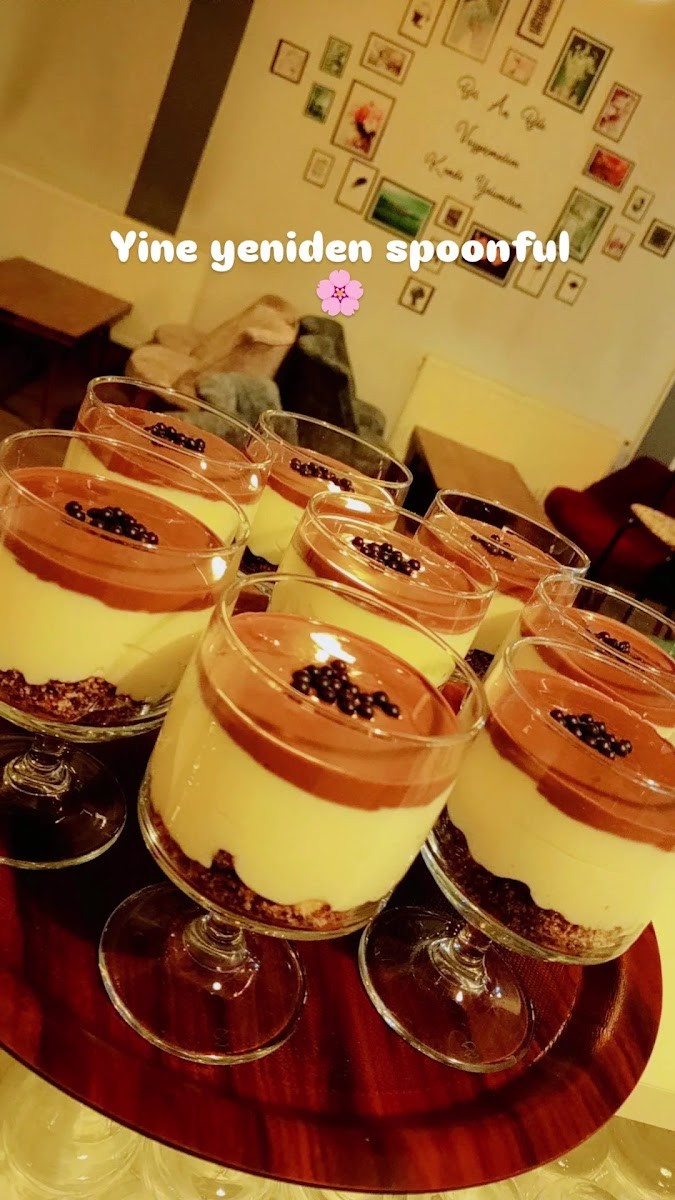 Düğmeli Cafe & Organizasyon - Üçüncü Nesil Kafeler