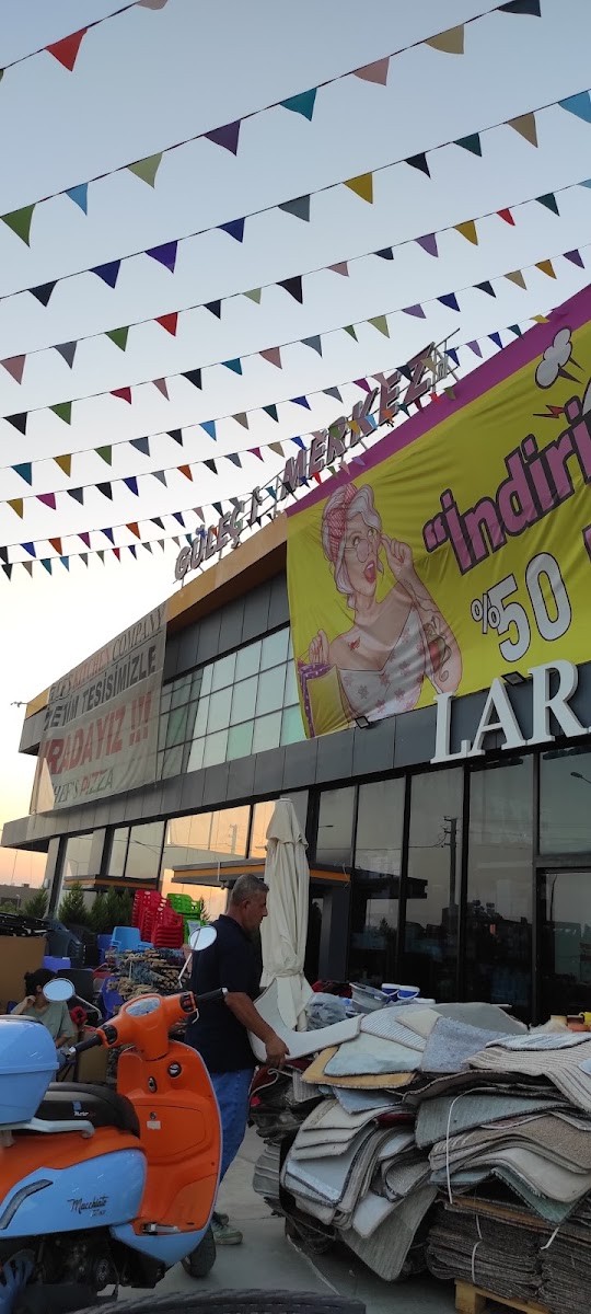 Lara Çarşı Varsak - Mega Outlet Şubesi - Mağazalar