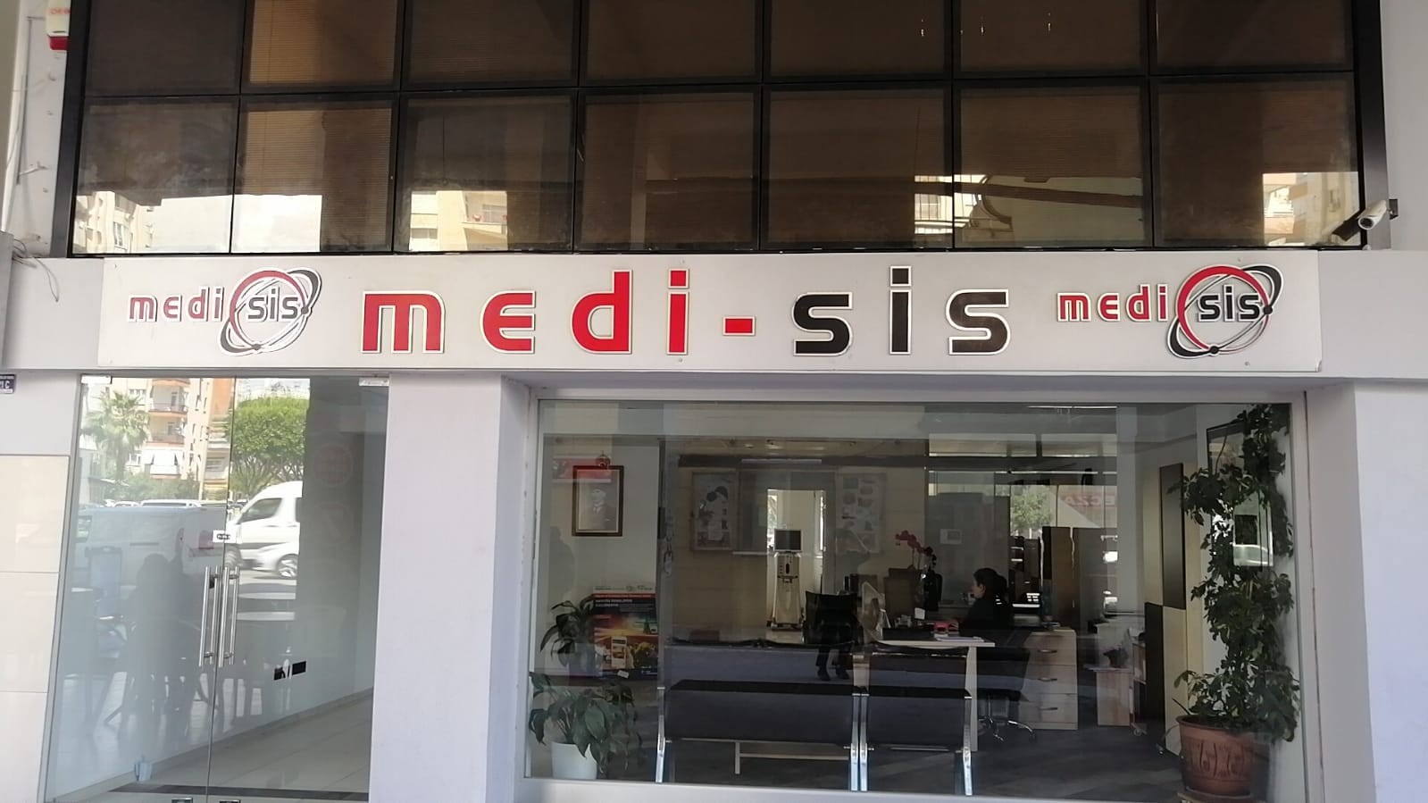 Medi - Sis - Mağazalar