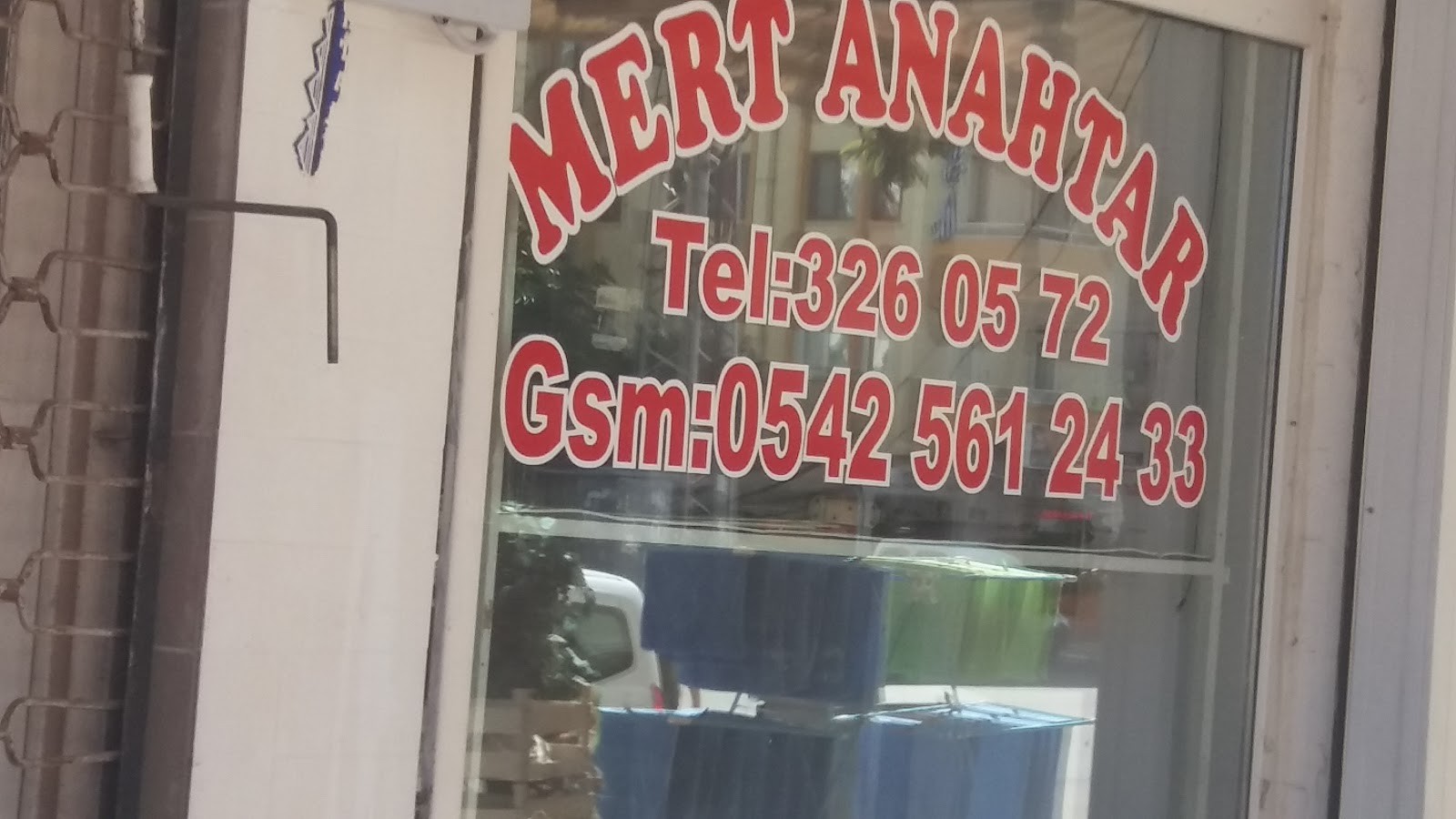 Mert Anahtar - Mağazalar