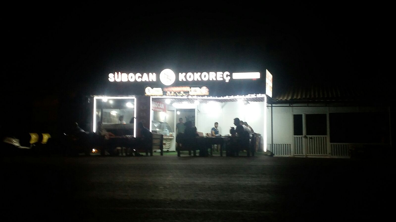 SÜBOCAN Köfte ve Kokoreç - Restoranlar