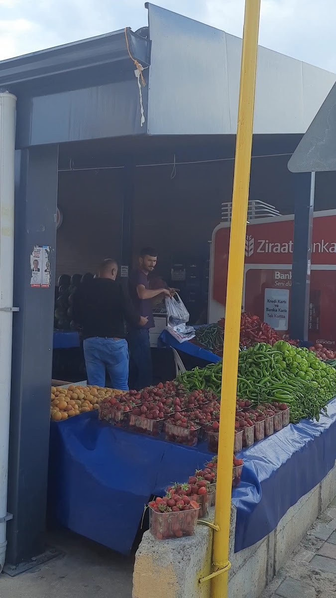 Tahtakale Spot Döşemealtı Şubesi - Mobilya ve Üretim