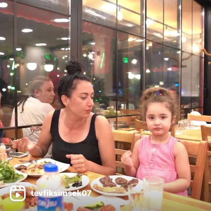 Tevfik Şimşek Şimşek Köfte Piyaz - Restoranlar