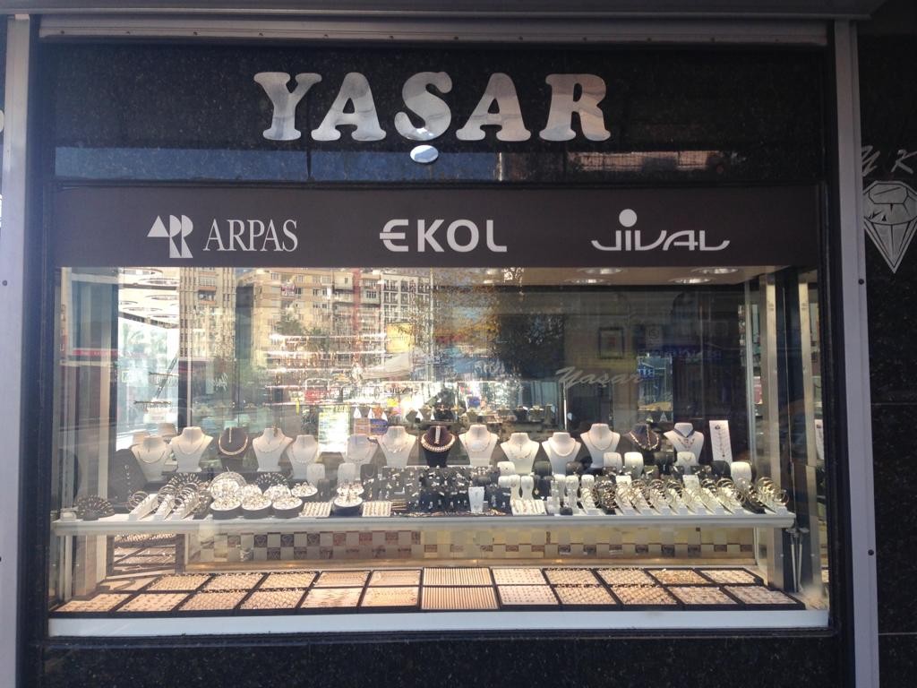 Yaşar Kuyumculuk - Mağazalar